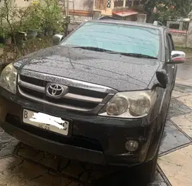 Toyota Fortuner 2008 Bensin