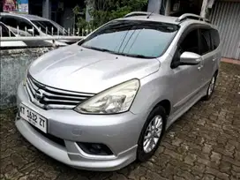 Nissan Grand livina 1.5 XV Highway Star Bensin AT 2014