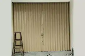 Rolling door dan pintu harmonika