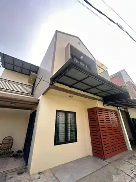 Dijual Rumah Daerah Kalisari Cijantung