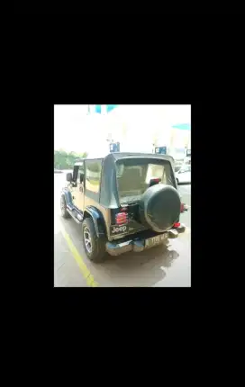 Jual jeep cj7 wrangler thn 84..pakean sendiri..barang langka