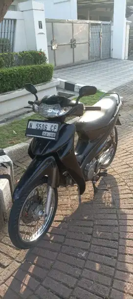Smash new 2005 bekas