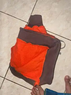 Jaket warna orange