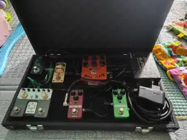 Efek gitar lengkap + koper / pedalboard