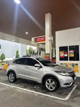 Jual Honda HR-V Tipe E CVT 2015