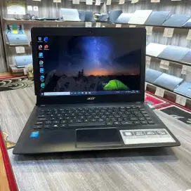 Laptop Acer One 14. Intel Core i3. RAM 8 GB. SSD 128 GB + HDD 500 GB
