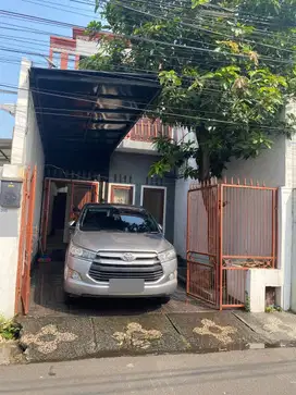 CILANDAK H NAWI – 800 MTR KE MRT - RUMAH SIAP HUNI 2LT – JALAN 2 MOBIL