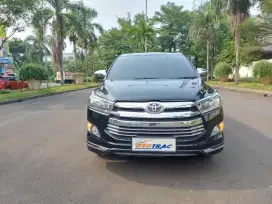 Toyota Innova 2.0 V A/T 2017