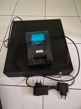 Printer dan tempat uang kasir
