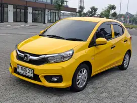 Honda Brio e satya 2022 KM 33 rb kuning