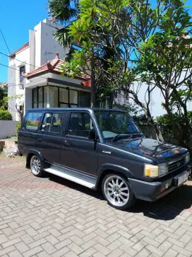 Kijang Grand Extra Long 1994
