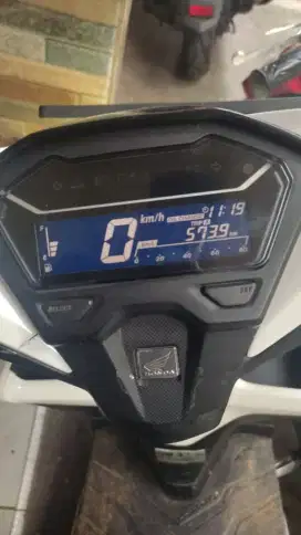 Vario 2018 tangan pertama remot masih 2