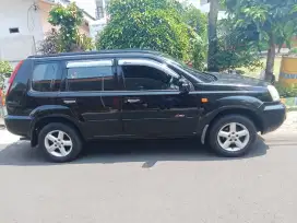 Nissan X-TRAIL 2004