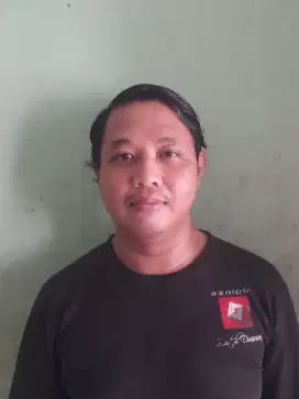 Siap kerja apa saja asal ada mess/tempat tinggal