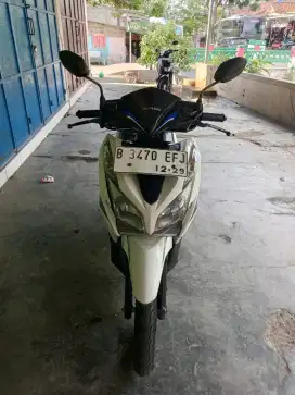 VARIO 125 KZR 2014