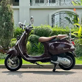 Piaggio Vespa LXV 150 3vie warna Burgundy VERY GOOD CONDITION