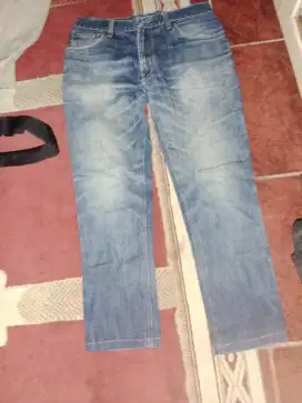 Celana jeans blue berubah ory no 32