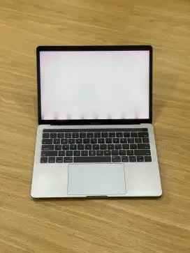 MacBook Pro 2016 Second bergaransi