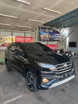 Toyota Rush GR Black MT tahun 2022,plat da asli, kunci serep lengkap,