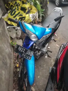 Jupiter z 2003 lengkap murah meriah