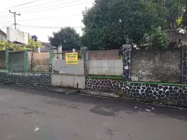 DISEWAKAN RUMAH & BANGUNAN SERBAGUNA, DAERAH BERKEMBANG KOTA SUKABUMI