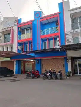 Disewakan Ruko Gandeng di Harapan Indah Kota Bekasi