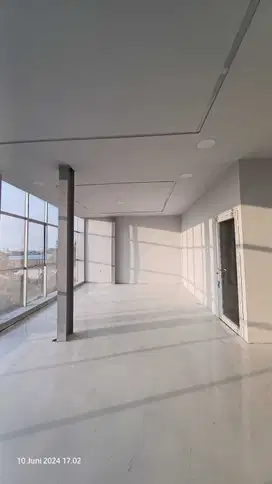DISEWAKAN CEPAT GUDANG DAN KANTOR