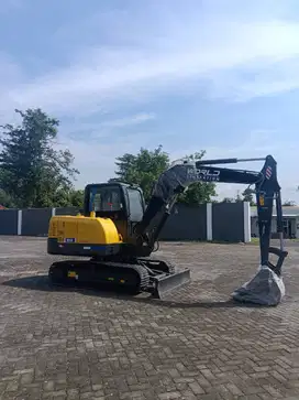 JUAL UNIT BARU EXCAVATOR W260 6 TON BRAND WORLD