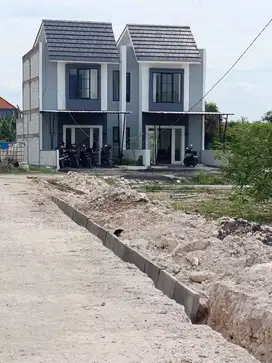Rumah Murah Cluster 2 LT Suci Manyar Gresik Perum Grand Choiriyah 3