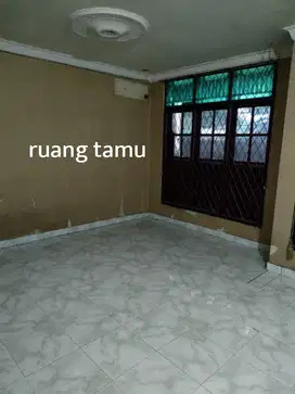 Rumah luas murah di perumnas Klender Jakarta Timur