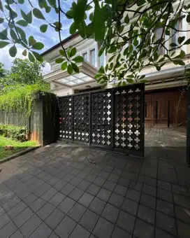 Rumah Dijual Pondok Indah. Raya Utama. Bangunan Baru. NEGO sd DEAL