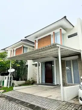 DISEWAKAN RUMAH 2 LANTAI DI PUSAT KOTA SIDOARJO CITRA GARDEN SIAP HUNI