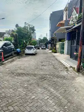 DIJUAL CEPAT RUMAH DI TAMAN PALEM LESTARI