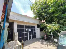 JUAL RUMAH EKS KANTOR SURABAYA PUSAT