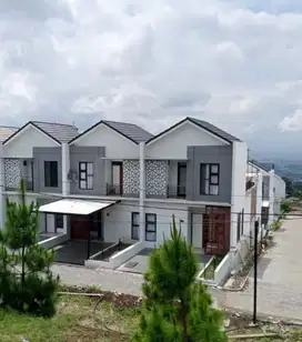 Harga mulai 700 jutaan, cluster rumah Villa di cilame view cantik
