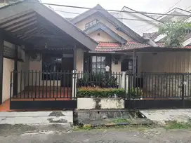 Dijual Rumah Di Jl. Perkici II Sektor V Bintaro
