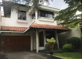 disewakan rumah luas di sukajadi pasteur bandung kota cipaganti