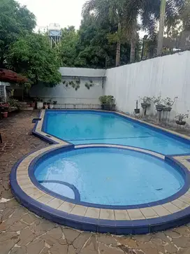Disewakan Rumah Town House di Cilandak Jakarta Selatan