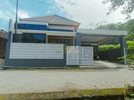 RUMAH MODERN SIAP HUNI DEKAT KE PASAR JANGKANG, NGEMPLAK, SLEMAN