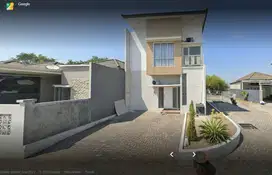 Rumah 2 Lantai Bagus Strategis di Southlake Residence Juanda