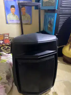 Speaker bluetooth merk minami partybox 380