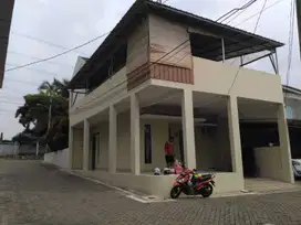 Rumah di Ciputat dekat Bintaro Xchange mall, Bebas Banjir Posisi Hook