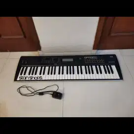 Korg Kross 2 61 Synth Synthesizer / Roland Yamaha Casio XPS 10 30 Juno