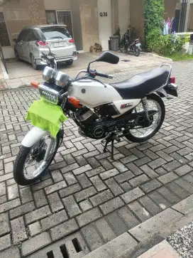 Rx king thn 2006 asli putih dari dealer spek harian touring