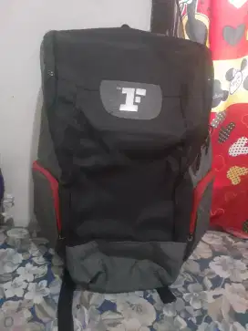 Tas F..Masih Bagus Mulus Lok Kemanggisan