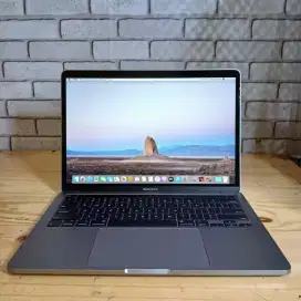Macbook Pro 13 inch 2020 touchbar Intel core i7