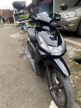 Dijual Cepat Honda Beat 2012 Karbu Hitam - Siap Pakai!