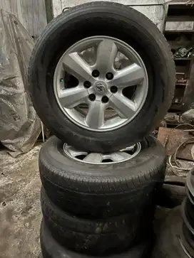 Velg + ban Fortuner 2008 - 2010