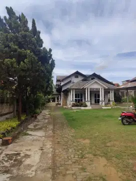 DIJUAL RUMAH DAN TANAH – LOKASI STRATEGIS DI KREO, CILEDUG