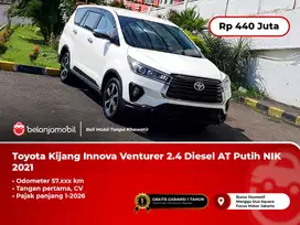 Toyota Kijang Innova Venturer 2.4 Diesel AT Putih 2021/2022